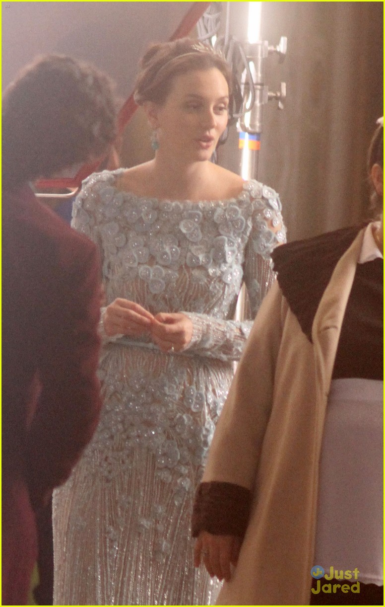 Blake Lively: Wedding Bouquet on 'Gossip Girl' Set