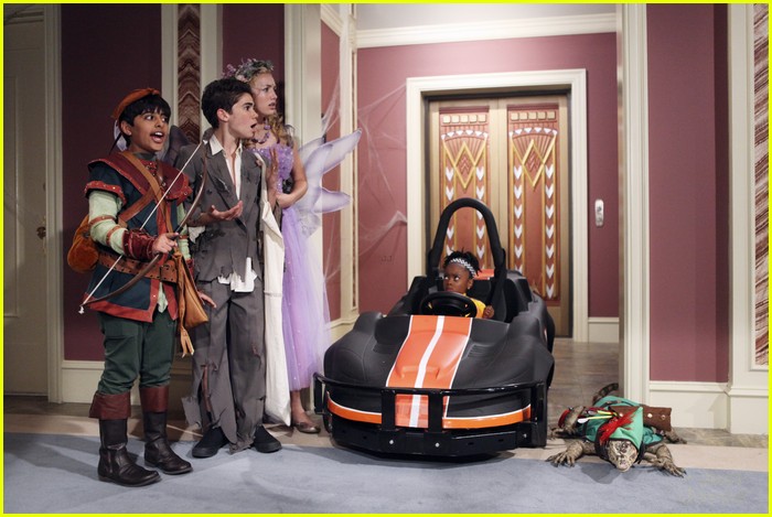 New Halloween-Themed 'Jessie' This Friday!