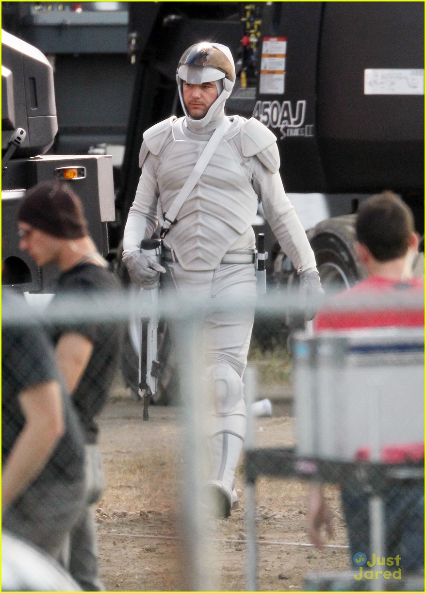 Jennifer Lawrence 'Catches Fire' with Josh Hutcherson!