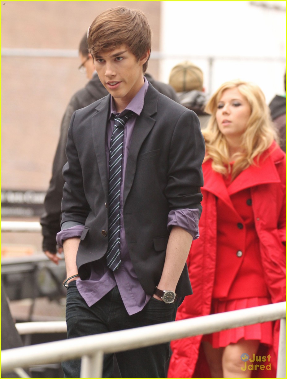 Jennette McCurdy & Ariana Grande: 'Swindle' Set!