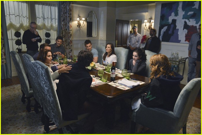 Vanessa Marano & Mat Vairo: Dinner with the Parents on 'Switched At Birth'