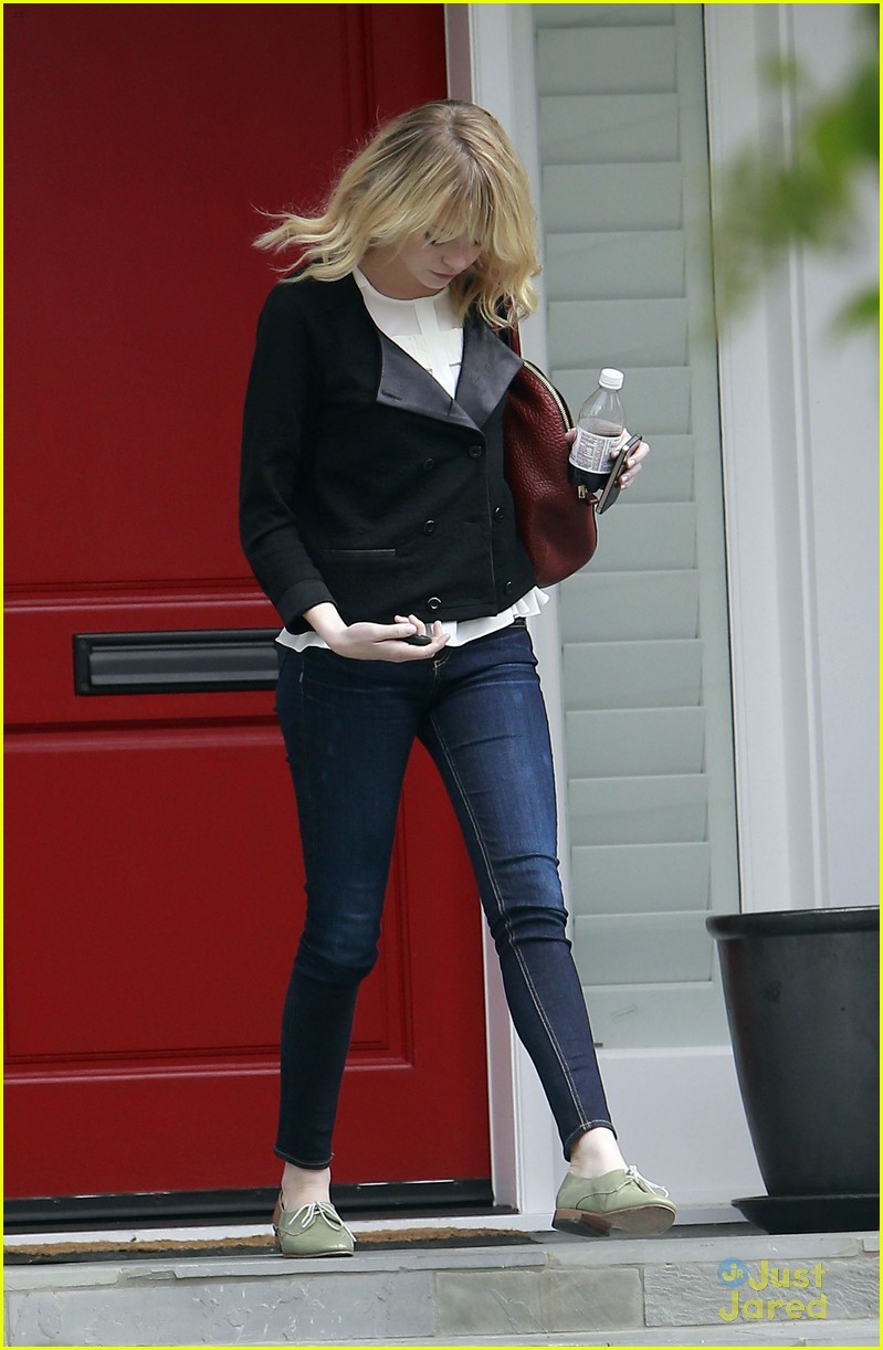 Emma Stone: Studio City Visit