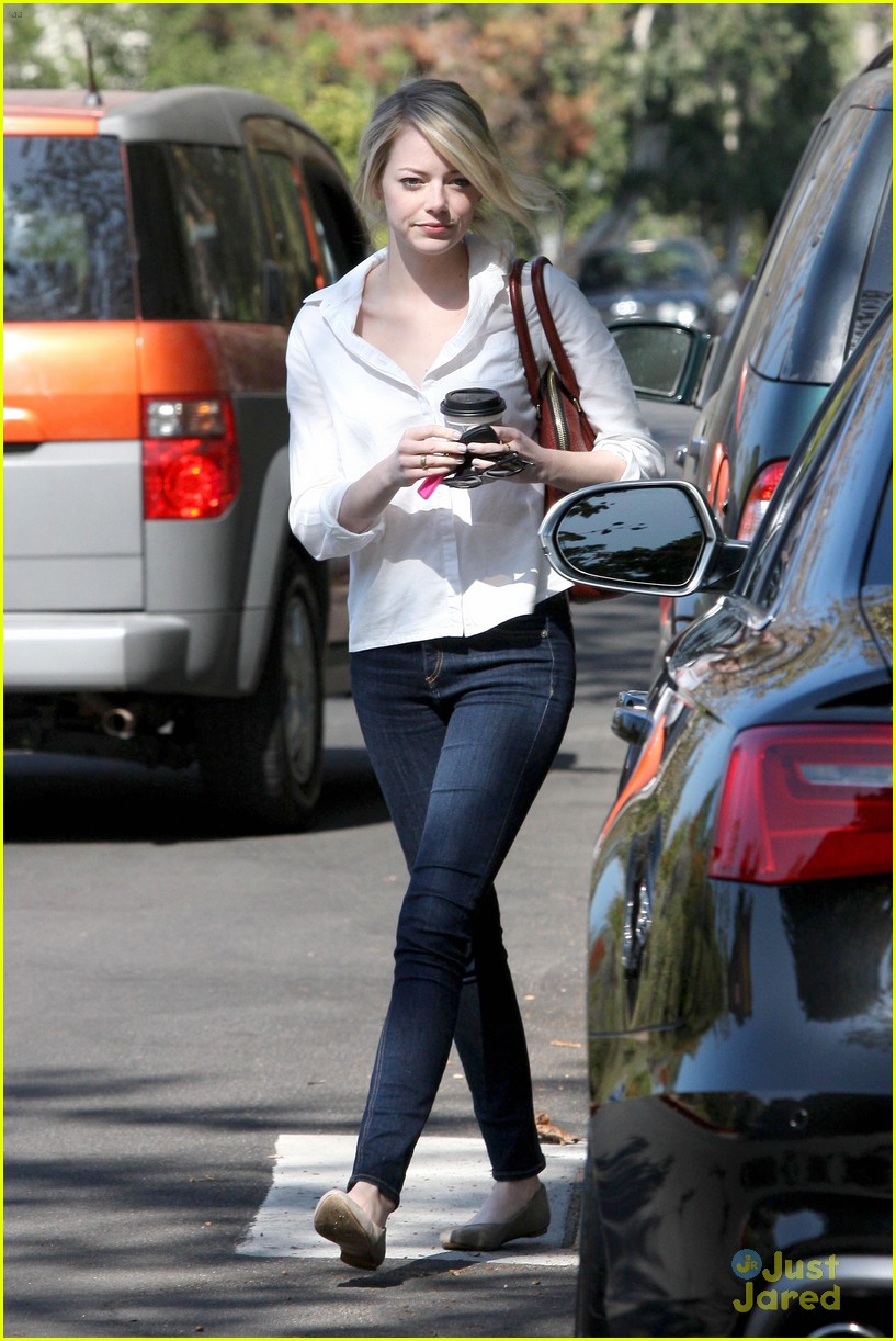 Emma Stone: Pacific Palisades Beauty