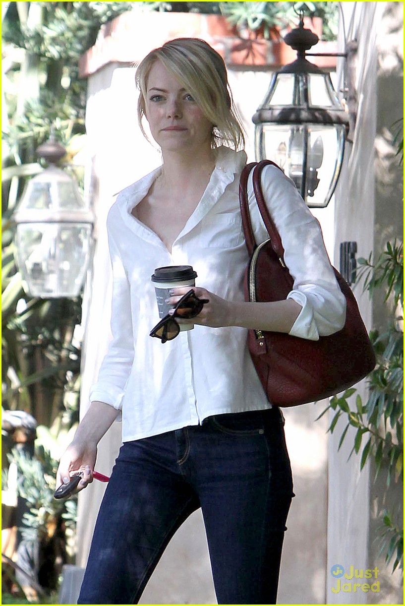 Emma Stone: Pacific Palisades Beauty
