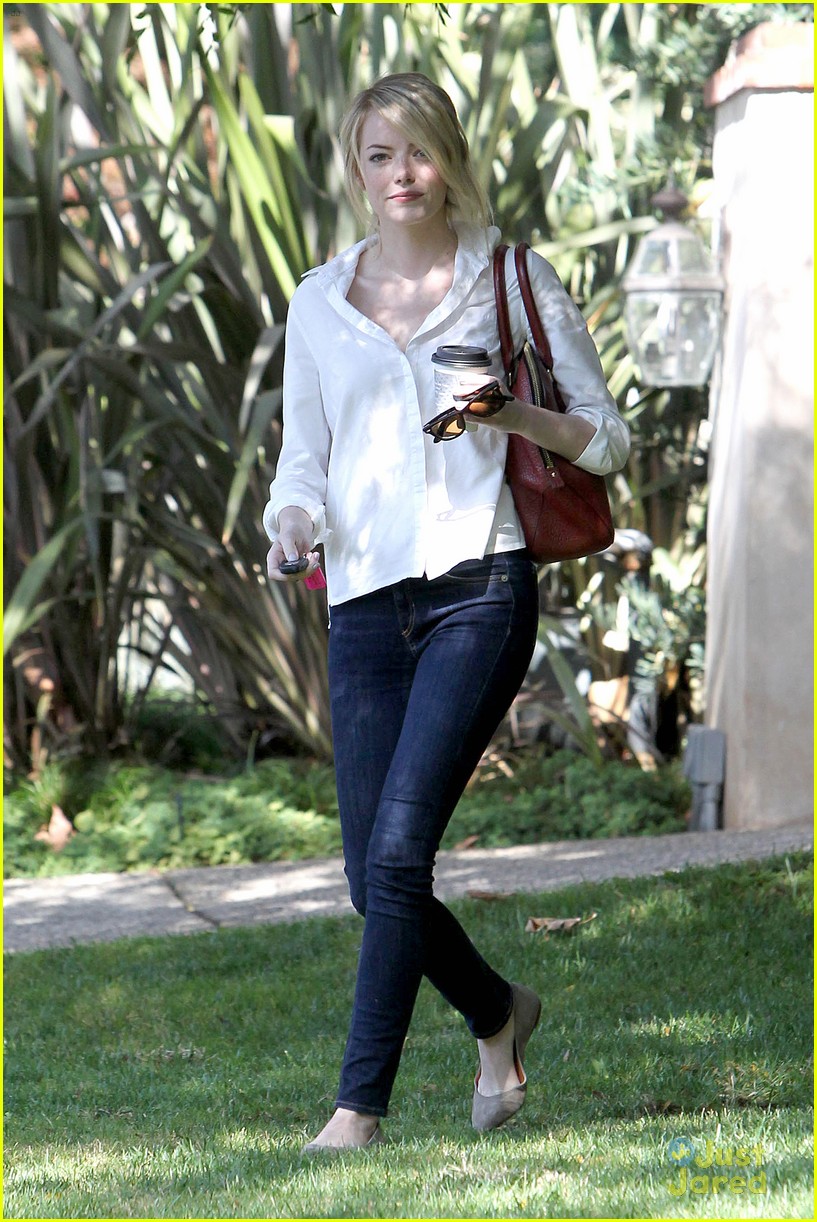 Emma Stone: Pacific Palisades Beauty