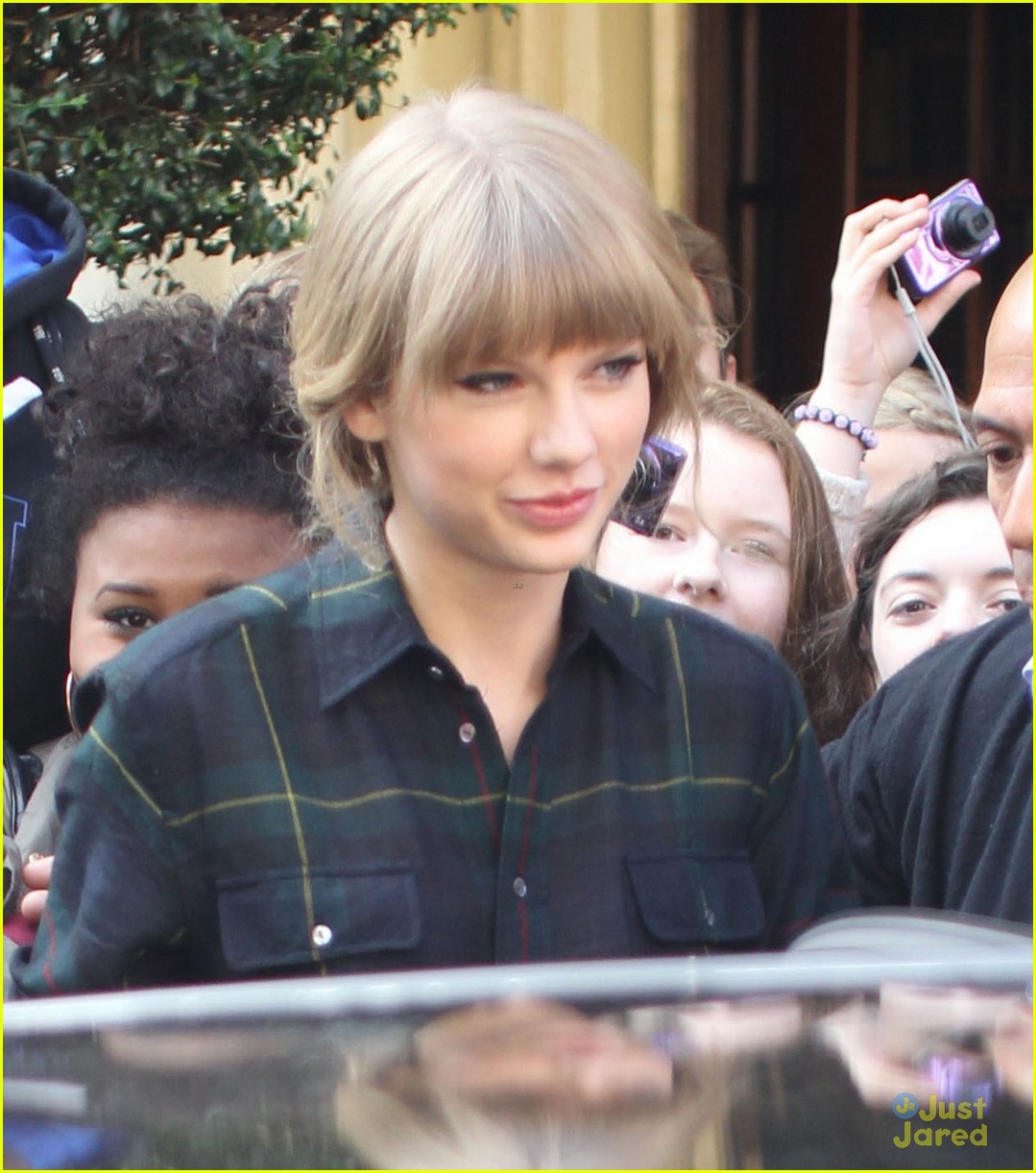 Taylor Swift: 'I Would Much Rather My Personal Life Be Sung About!'