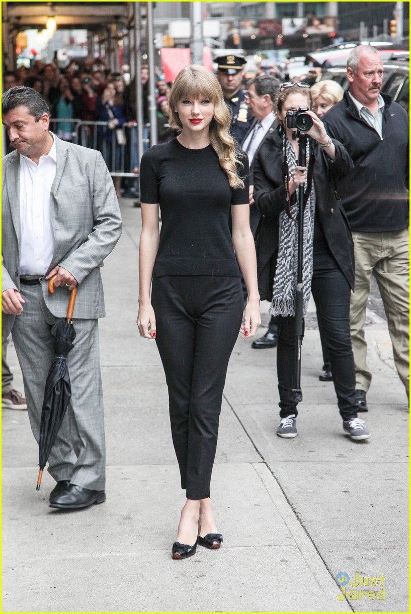 Taylor Swift: 'Begin Again' Video - WATCH NOW