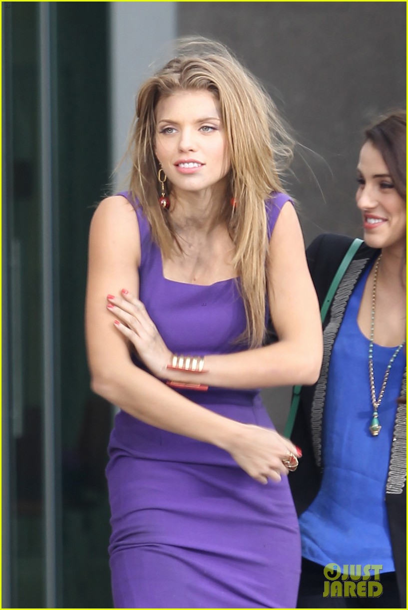 Jessica Lowndes: '90210' Set with AnnaLynne McCord & Shenae Grimes!