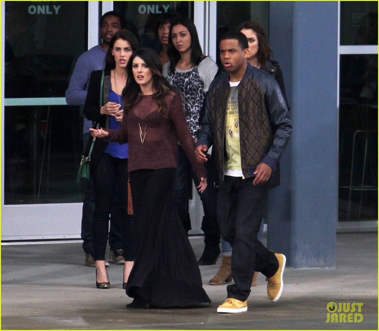 Jessica Lowndes: '90210' Set with AnnaLynne McCord & Shenae Grimes!