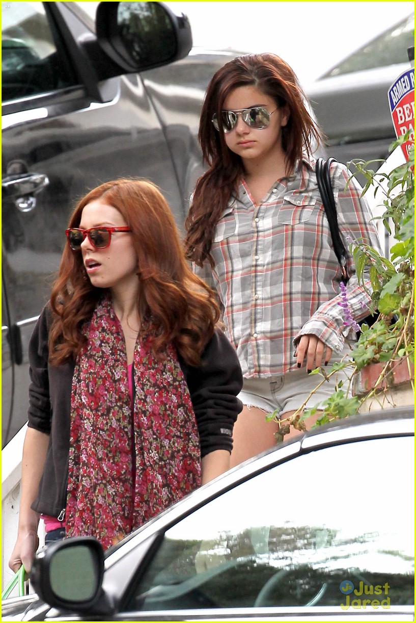 Ariel Winter: Seeking Diego For New 'Dora' Spoof
