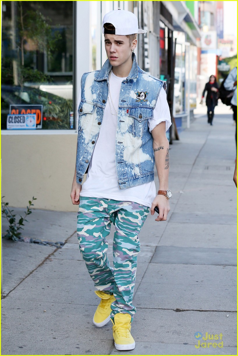 Justin Bieber Leads People's Choice Awards 2013 Nominations