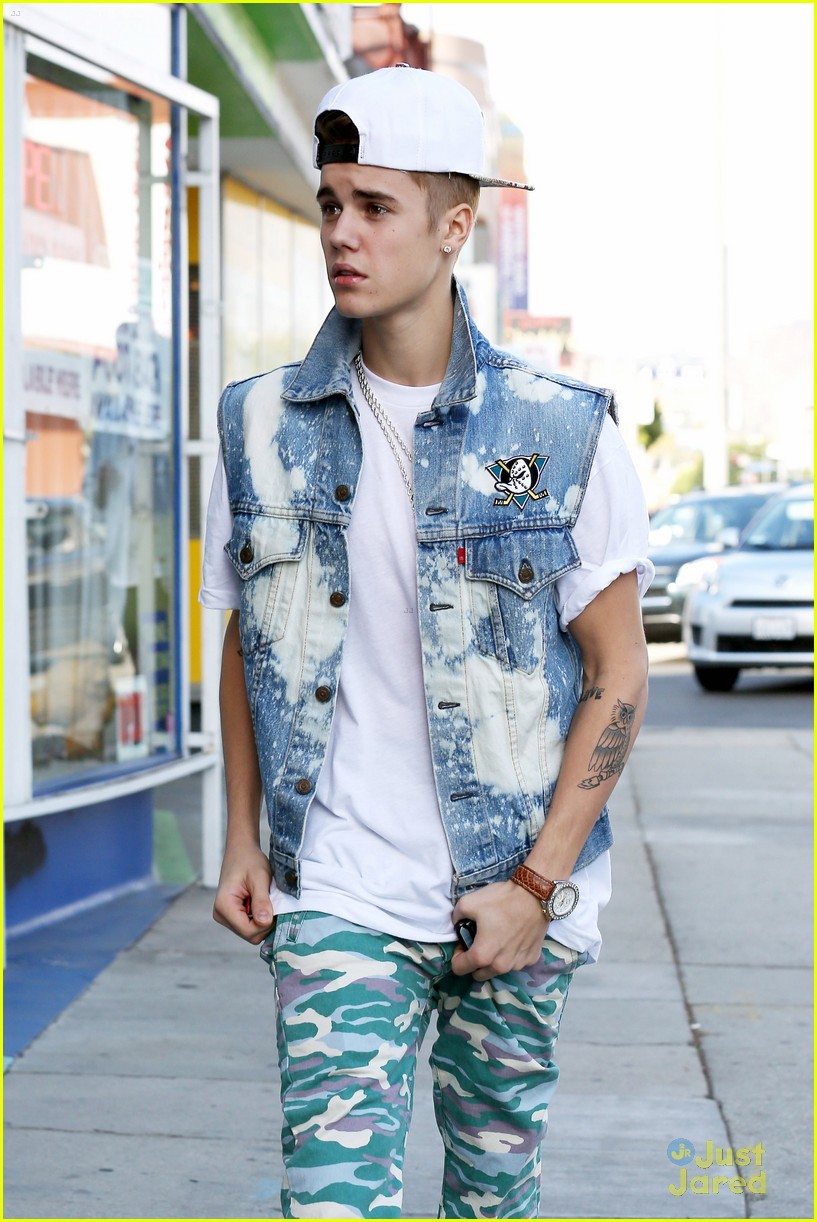 Justin Bieber Leads People's Choice Awards 2013 Nominations