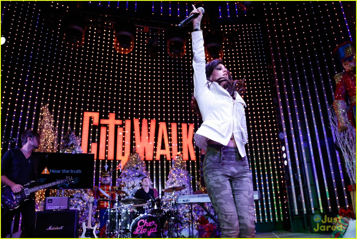 Cher Lloyd: CityWalk Concert & X Factor USA Performance - Watch Now!