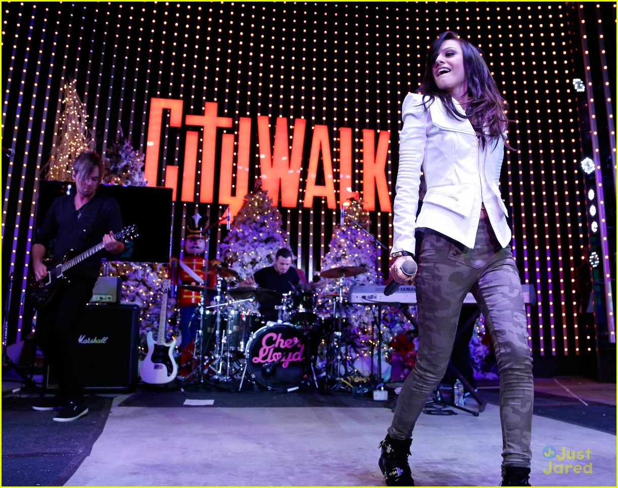 Cher Lloyd: CityWalk Concert & X Factor USA Performance - Watch Now!