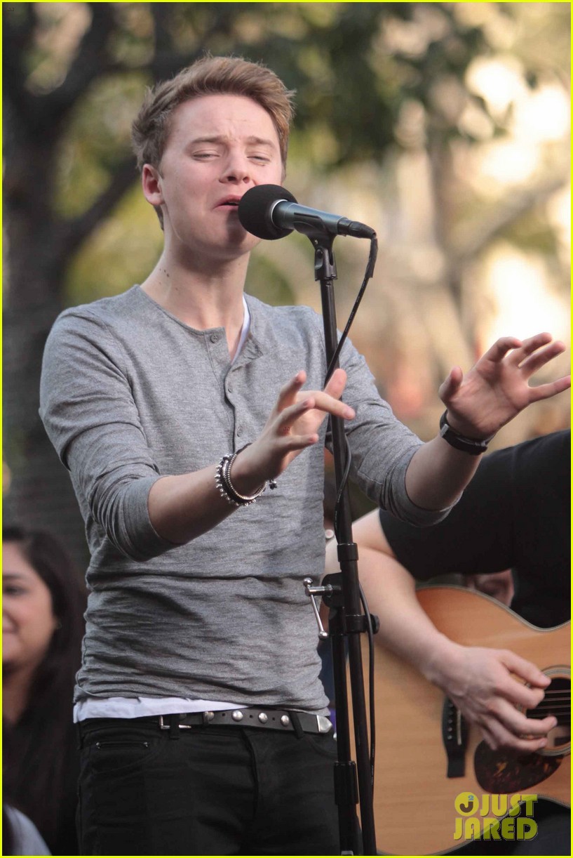 Conor Maynard: 'Extra' at The Grove!
