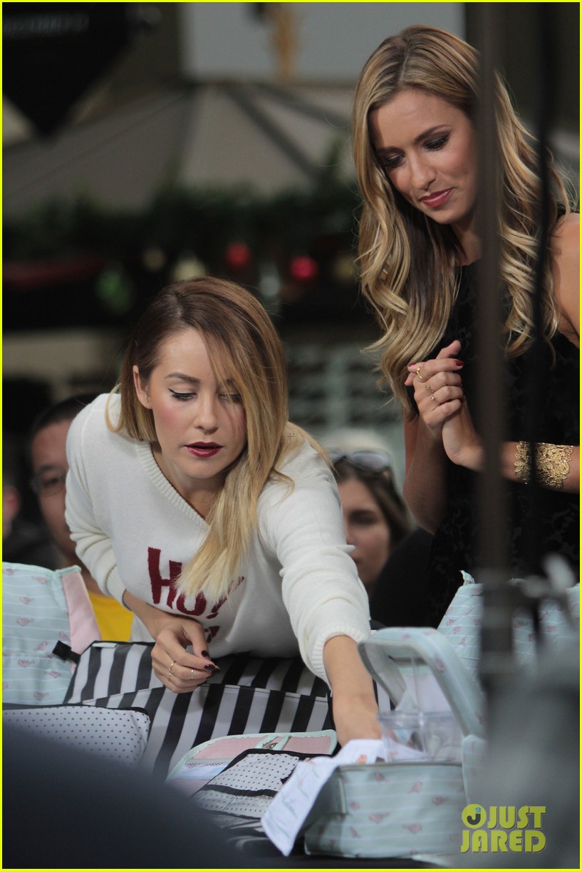 Lauren Conrad: 'Extra' at The Grove!