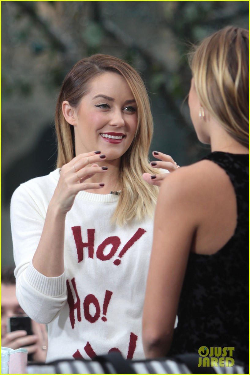 Lauren Conrad: 'Extra' at The Grove!