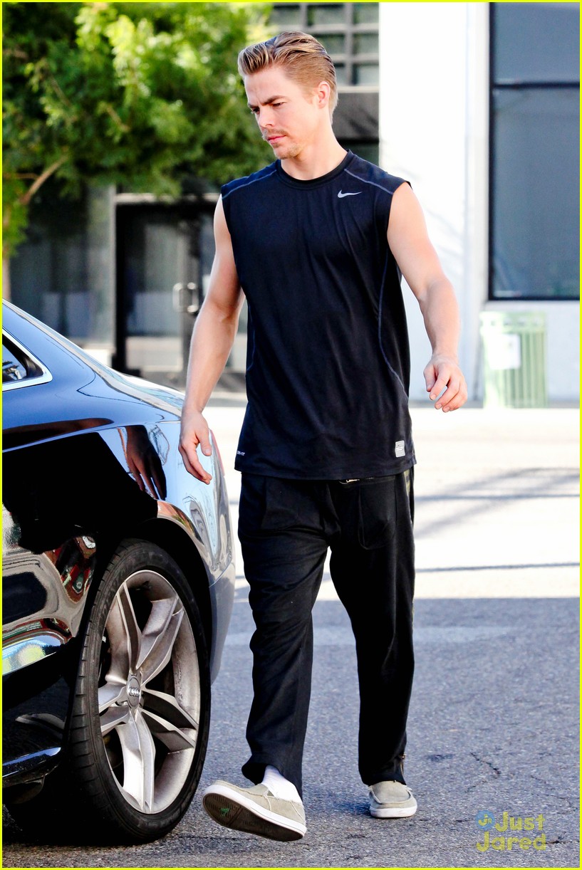 Derek Hough: 'Dancing' Freestyle is 'Kicking My Butt'
