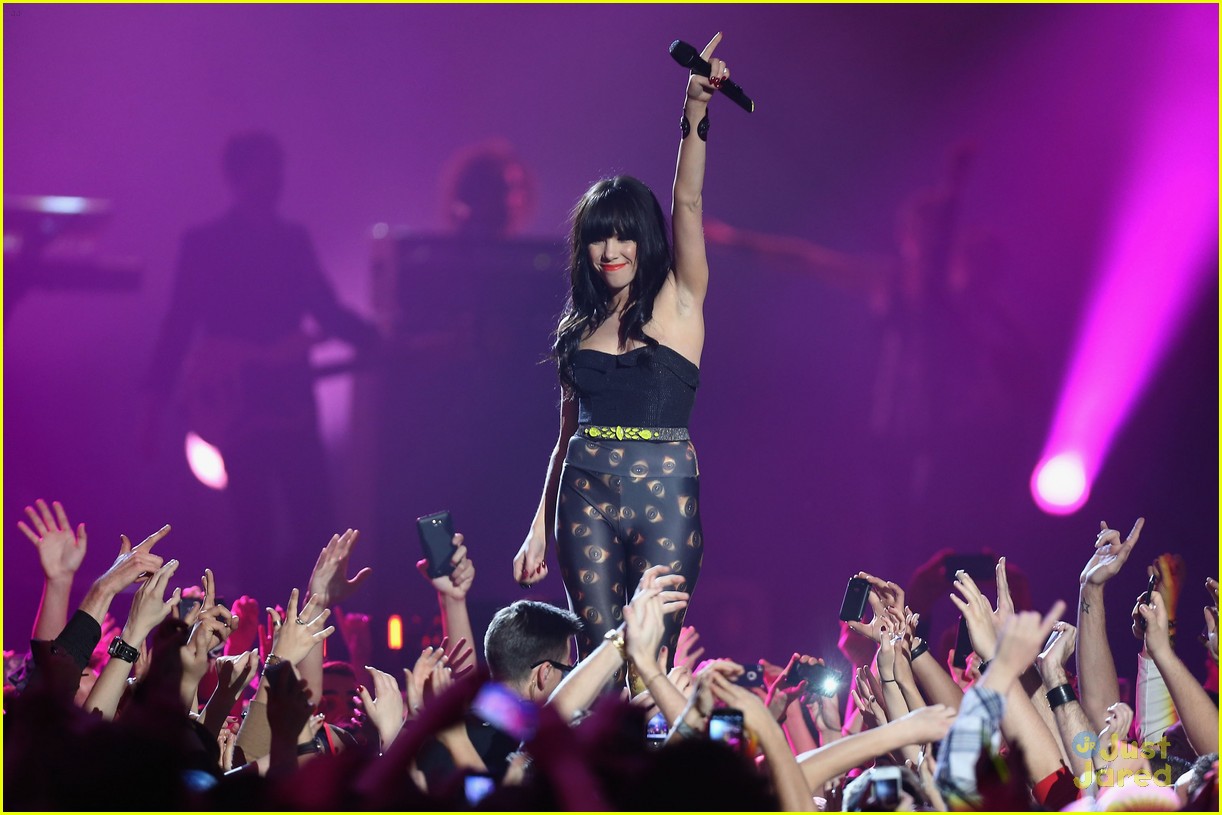 Carly Rae Jepsen: MTV EMAs 2012