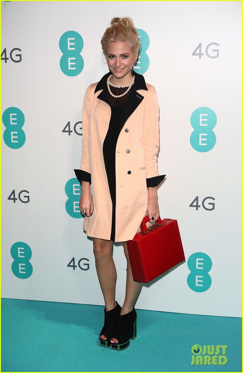 Pixie Lott: 'EE' Launch!