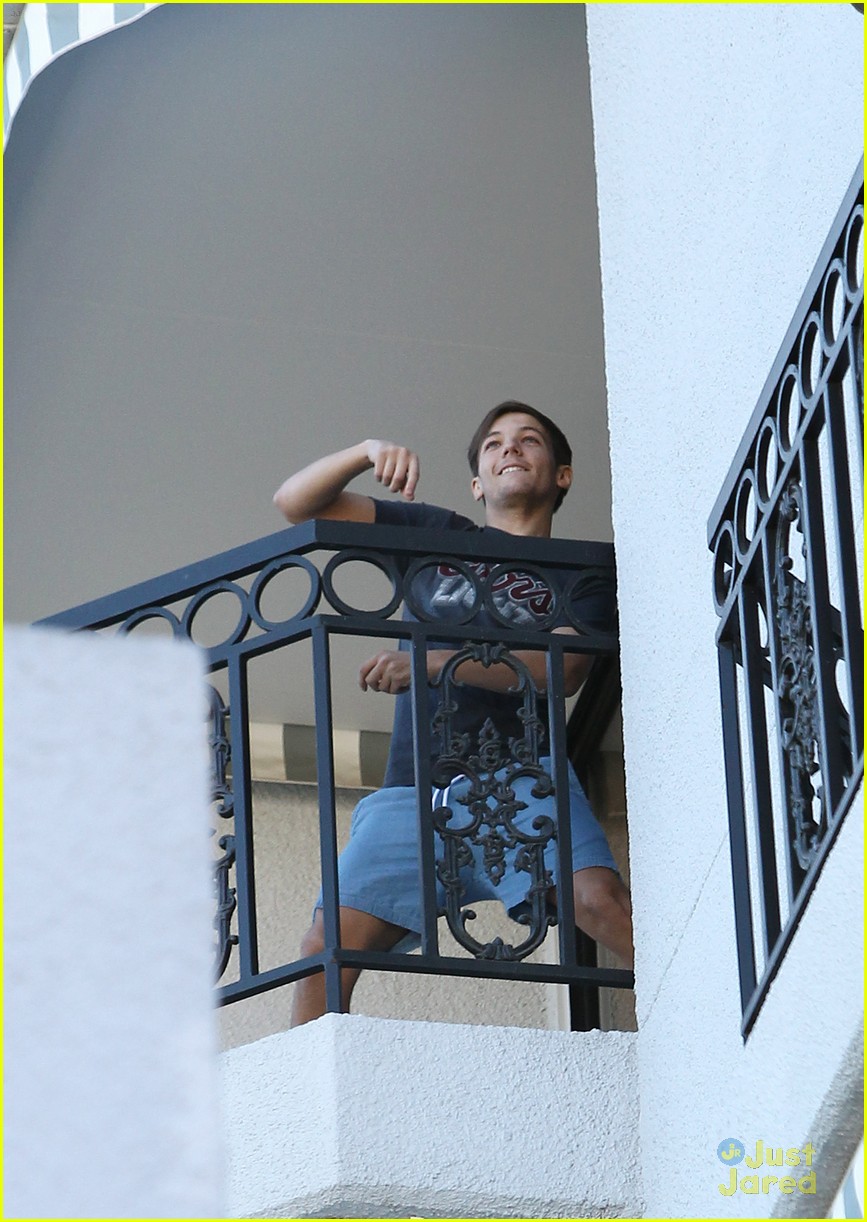 Louis Tomlinson & Liam Payne: Balcony Boys
