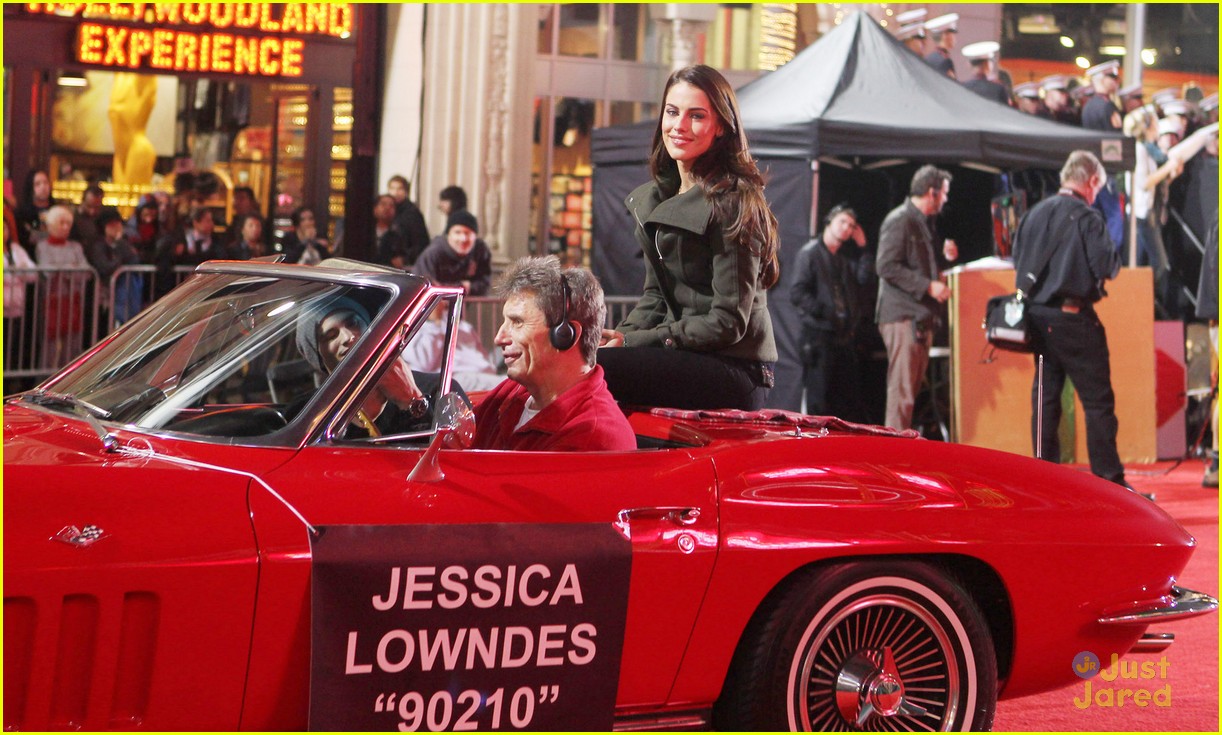 Jessica Lowndes: Hollywood Christmas Parade 2012