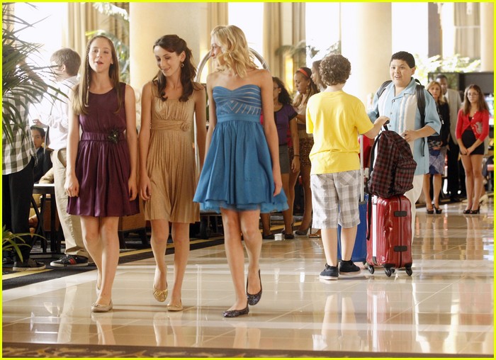 Nolan Gould & Rico Rodriguez: Bar Mitzvah Crashers!