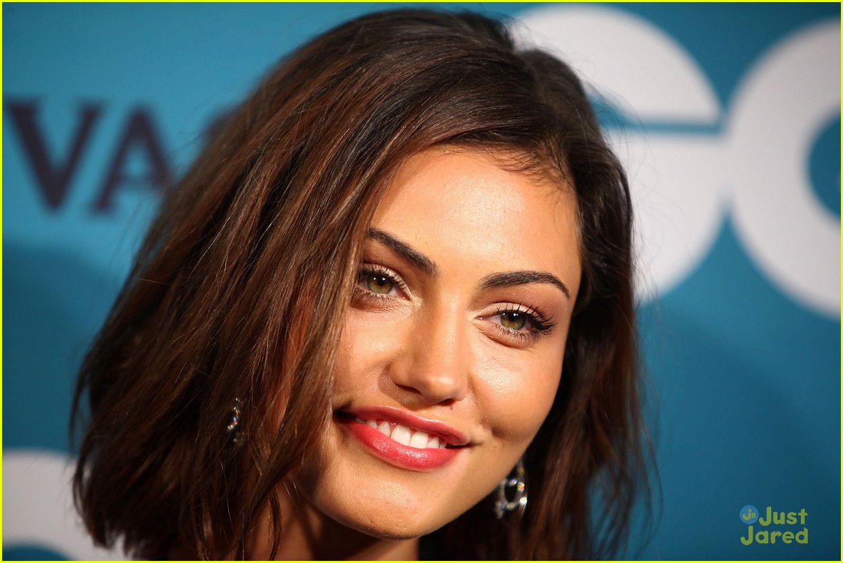 Phoebe Tonkin: GQ Men of the Year Awards 2012