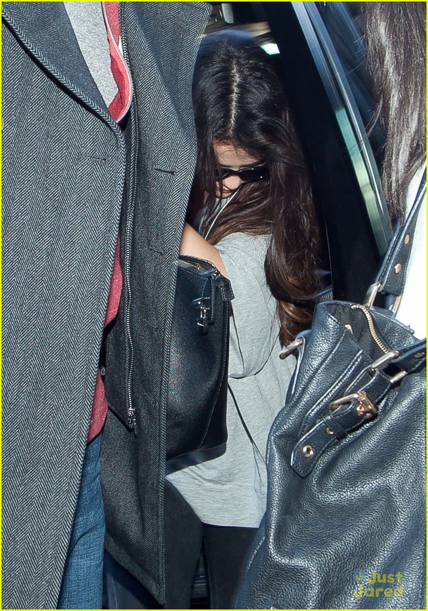 Selena Gomez: First Post-Split Pictures!