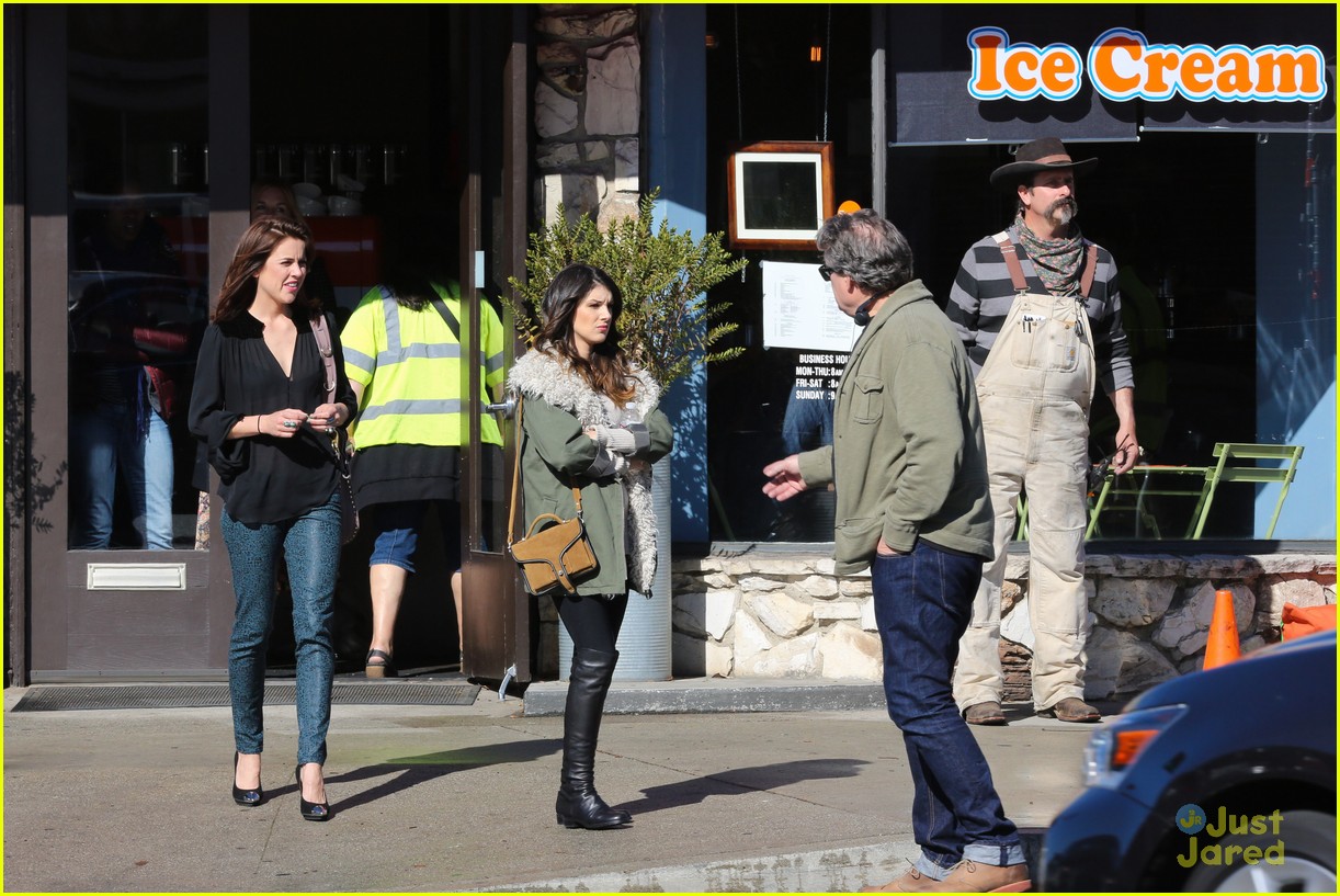 Shenae Grimes: Liam & Annie Moments Coming on '90210'