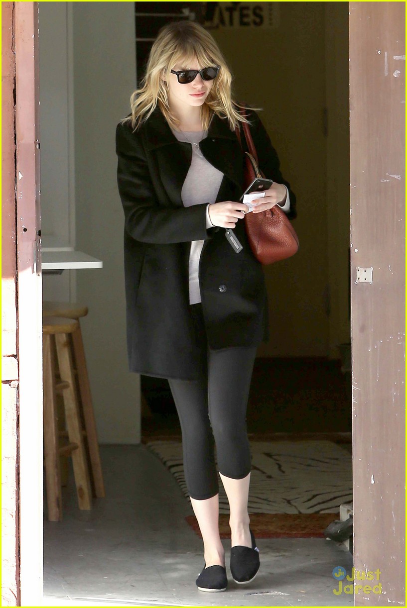 Emma Stone: Pilates Class Cutie