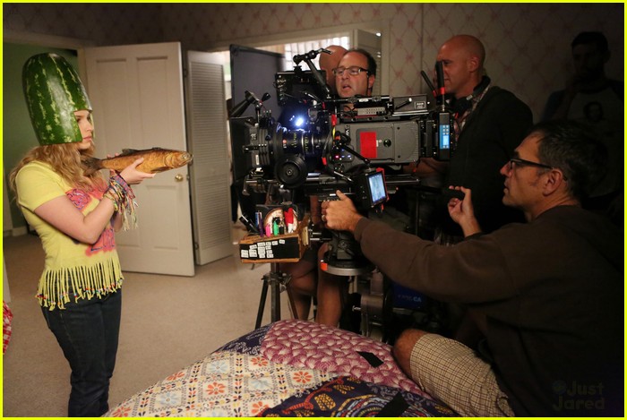 Jane Levy & Allie Grant: Watermelon Heads!