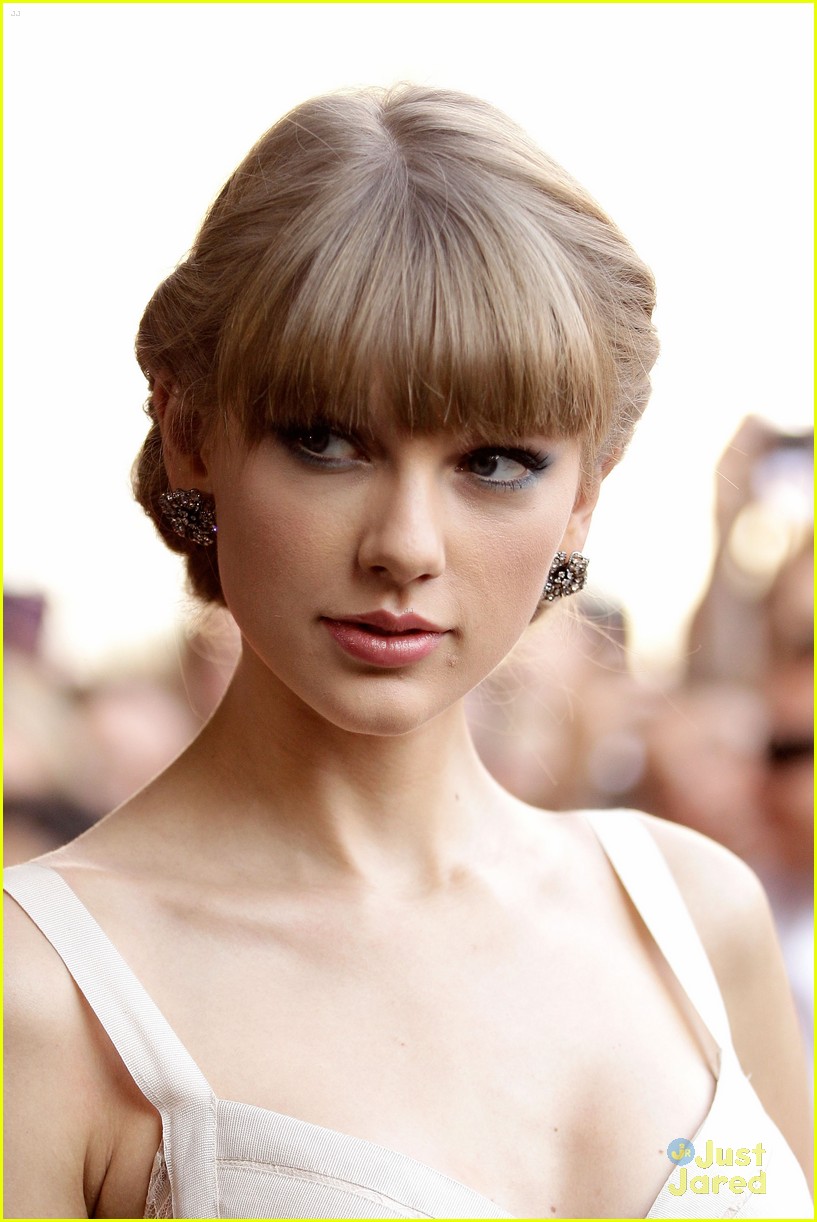 Taylor Swift: ARIA Awards 2012