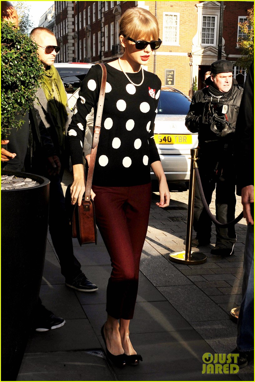 Taylor Swift: BBC Radio 2 Visit!