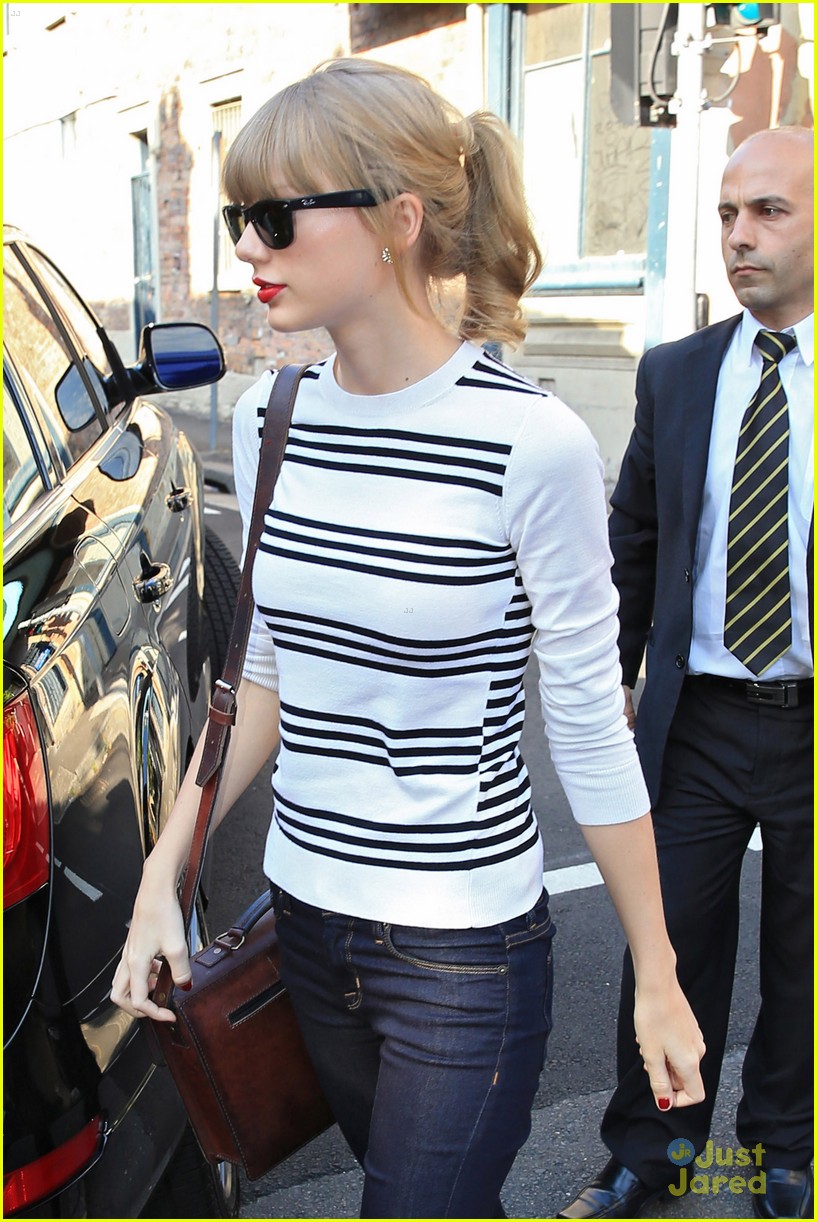 Taylor Swift: Breakfast at Bill's in Sydney