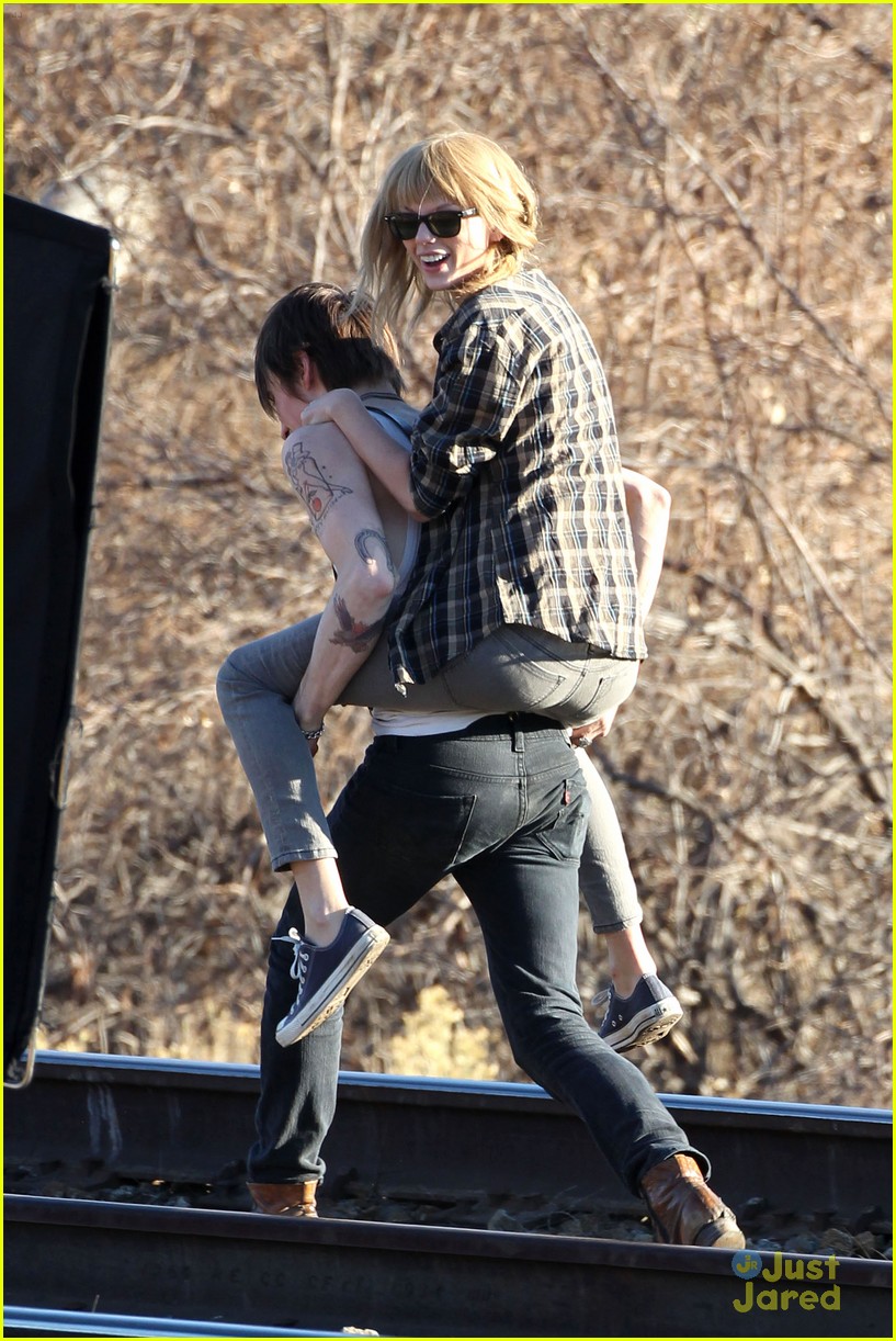 Taylor Swift Causes More 'Trouble' with Reeve Carney