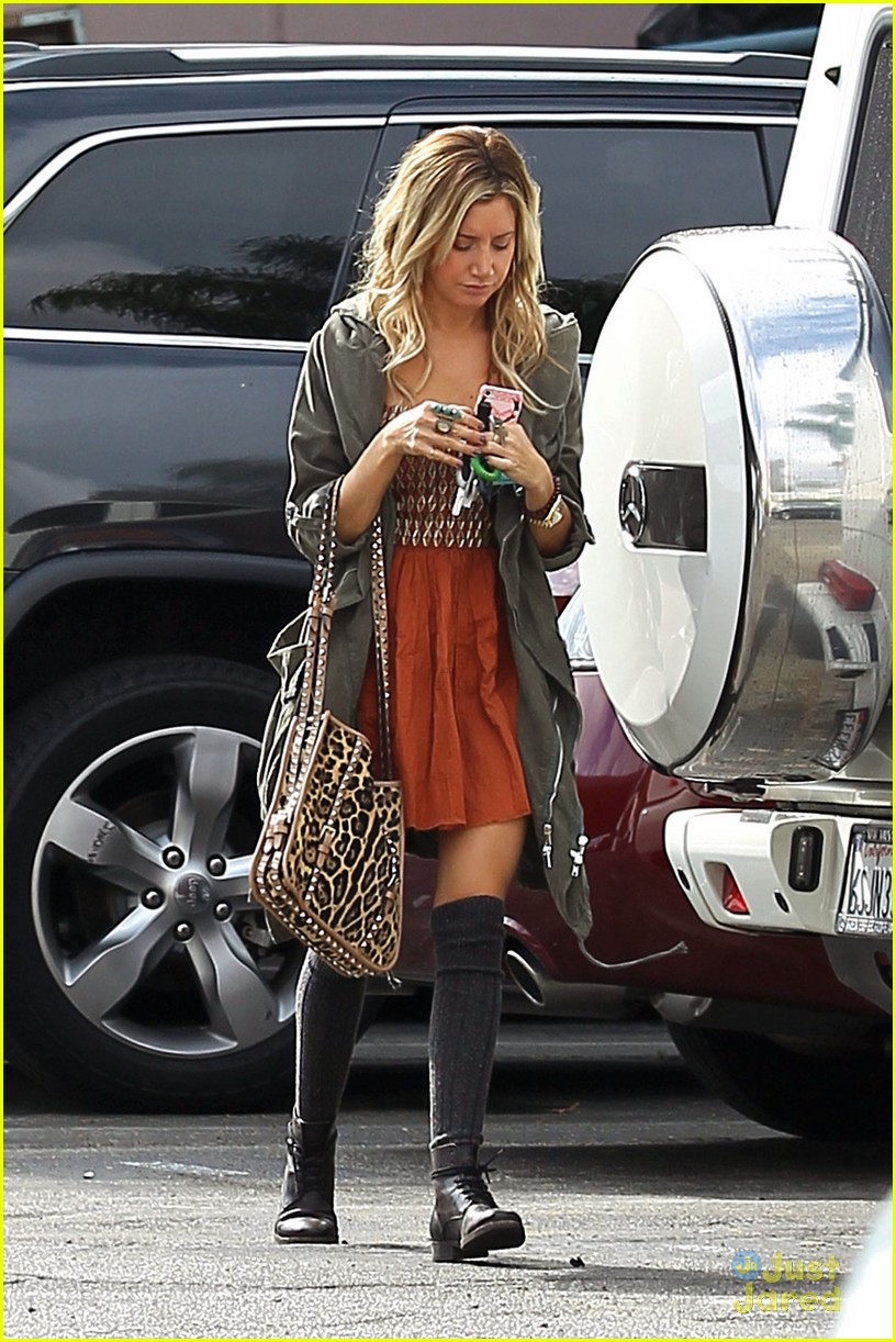 Ashley Tisdale: Leopard & Studs Stylish