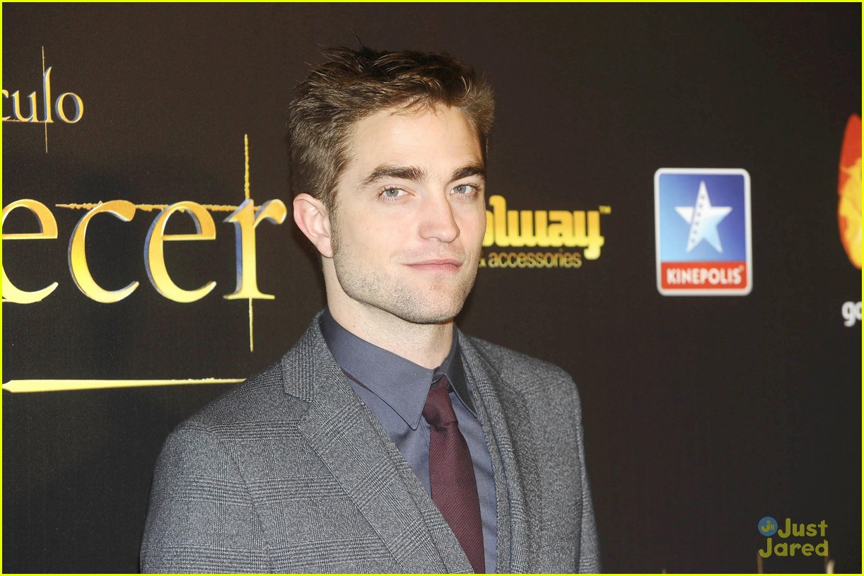Kristen Stewart: 'Breaking Dawn' Madrid Premiere!