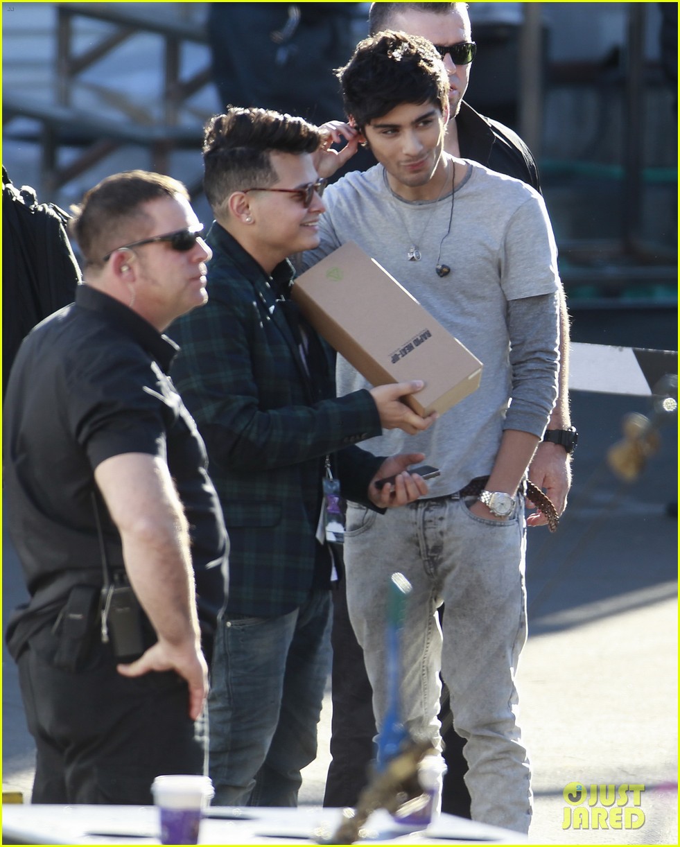 One Direction: Hanging Out Backstage at 'X Factor'