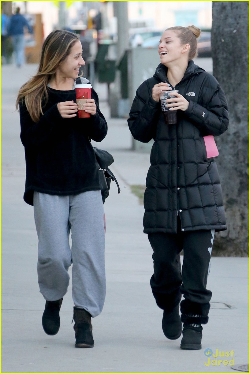 AnnaLynne McCord: Starbucks Stop