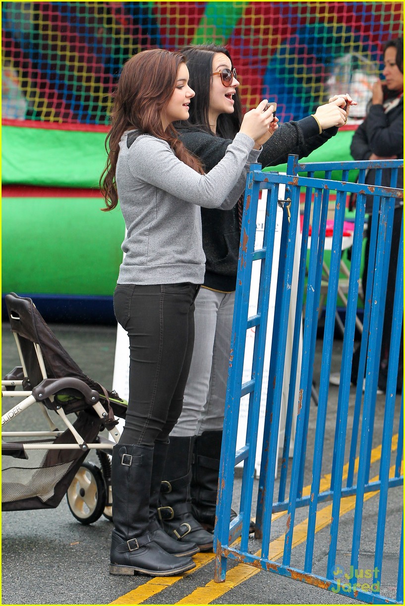 Ariel Winter: Santa Visit in Studio City