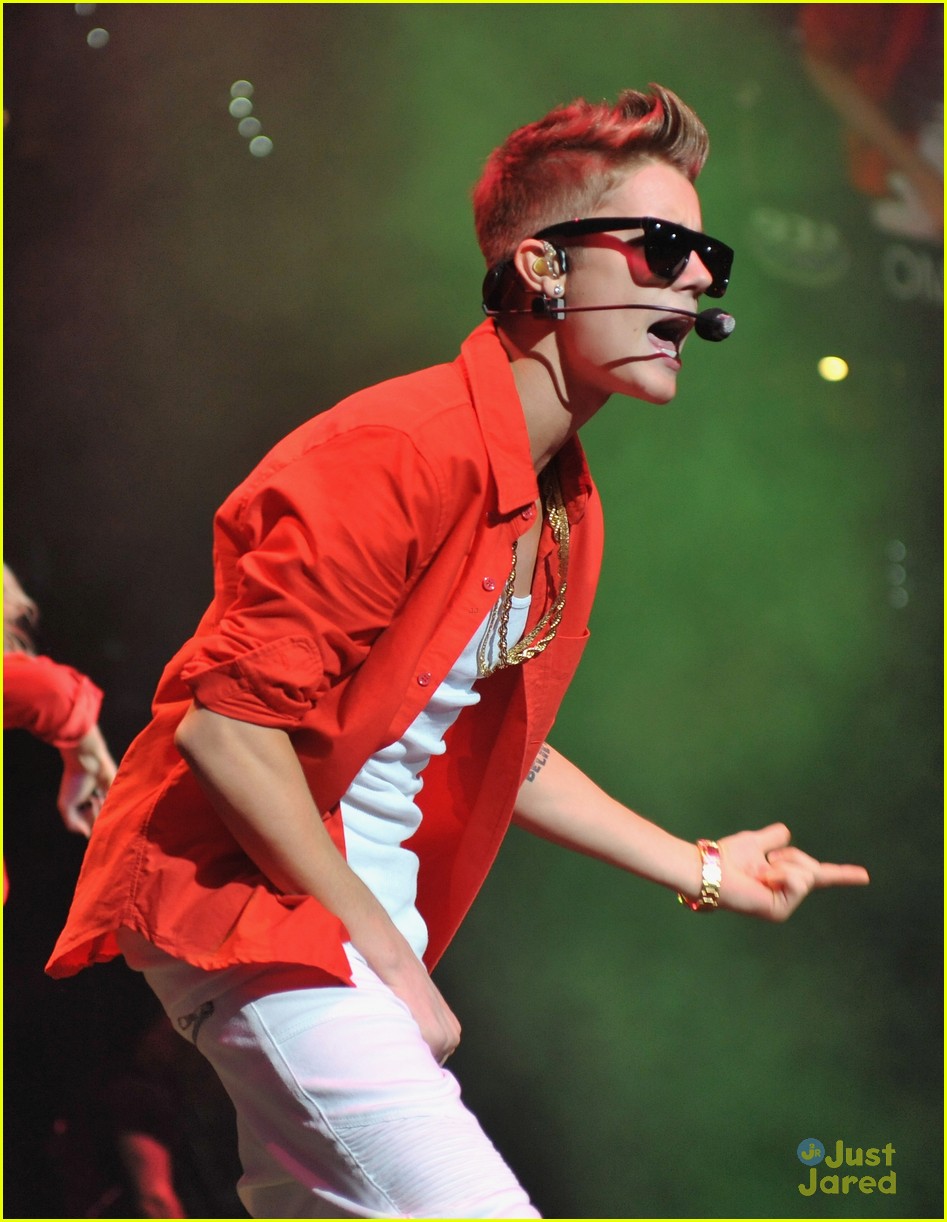 Justin Bieber: 93.3 FLZ Jingle Ball 2012 in Tampa!