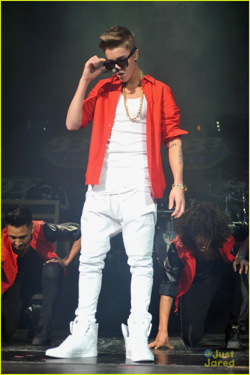 Justin Bieber: 93.3 FLZ Jingle Ball 2012 in Tampa!