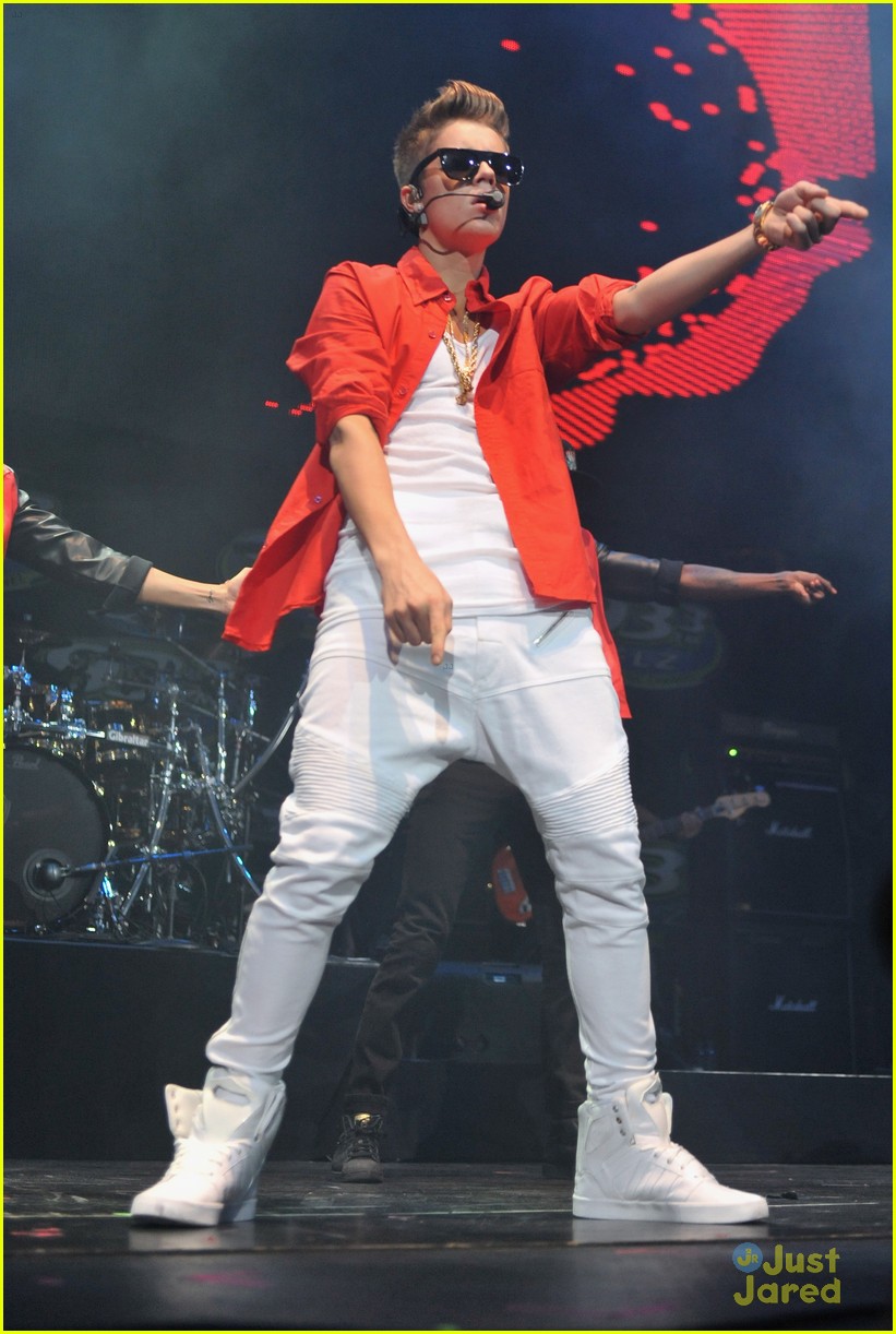 Justin Bieber: 93.3 FLZ Jingle Ball 2012 in Tampa!