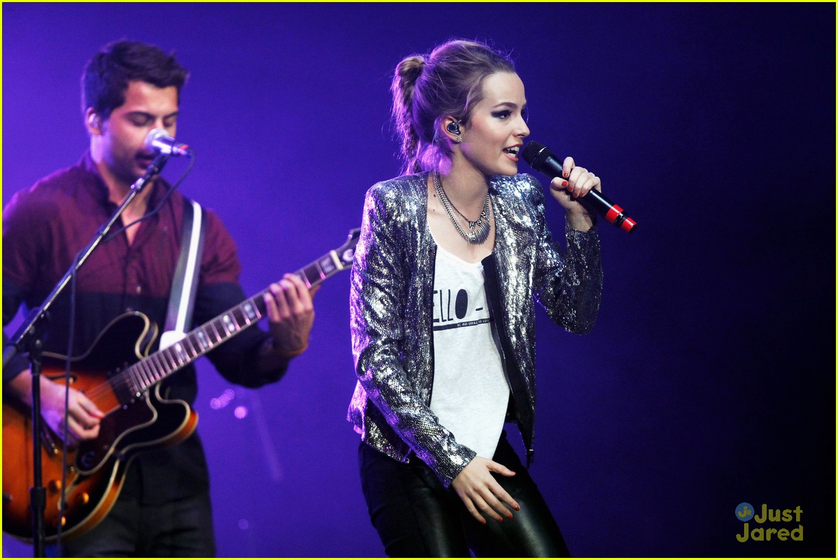 Bridgit Mendler: Power 96.1 Jingle Ball 2012