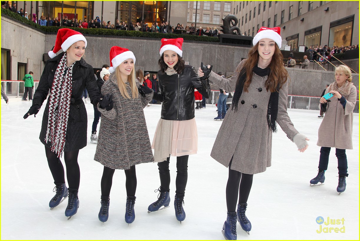 'Bunheads' Cast: Winter Wonderland in New York City!