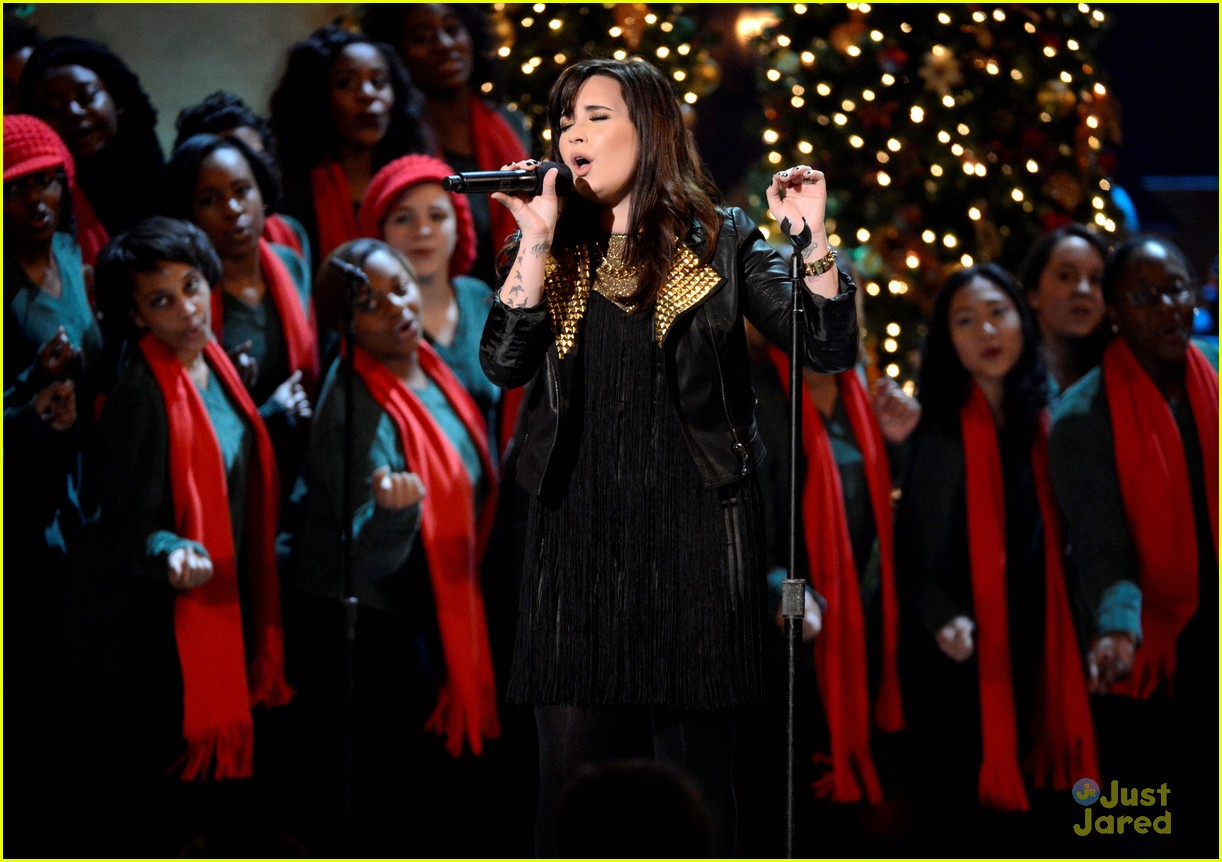 Demi Lovato: Christmas In Washington, D.C.!