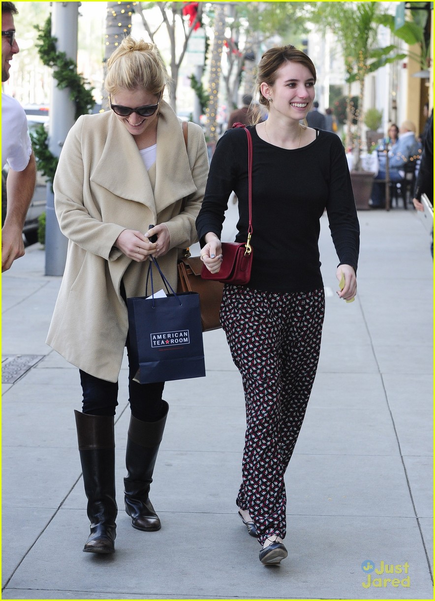 Emma Roberts: Holiday Shopping in Beverly Hills