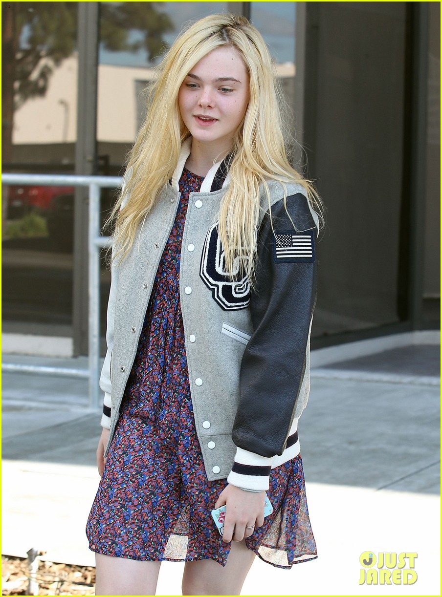 Elle Fanning: Hospital Visit