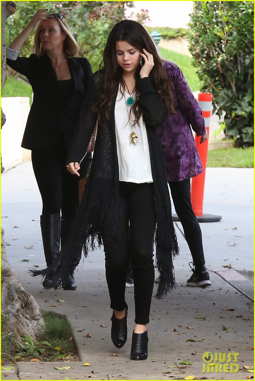 Selena Gomez: 'I Knew You Were Trouble' Dancer!